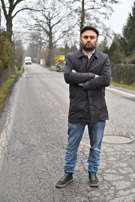 "Chcemy chodnika i autobusu". Mieszkańcy ul. Szamocin na Białołęce apelują do urzędników
