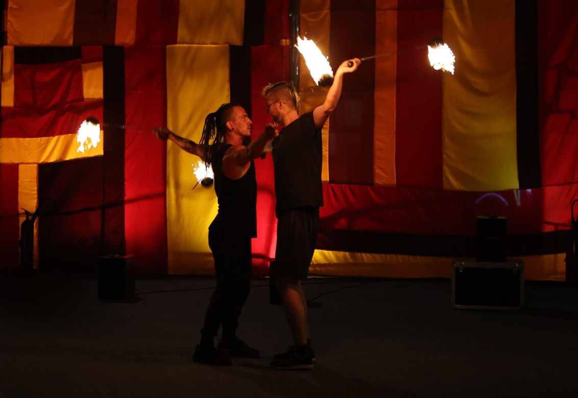 Fire Jam sprawił, że Park Ludowy w Lublinie zapłonął! Tak było podczas Europejskiej Konwencji Żonglerskiej
