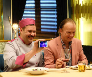 Kuchnia odc. 2. Wiktor Bojarski (Tomasz Karolak), Borys Szulc (Eryk Lubos)