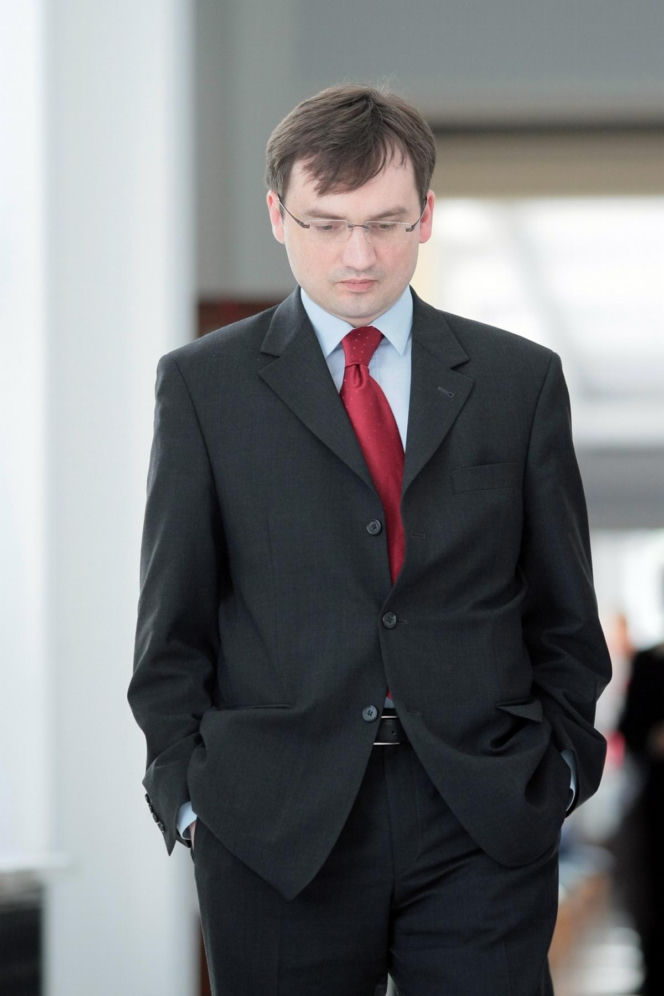 Zbigniew Ziobro - od szeryfa do uciekiniera