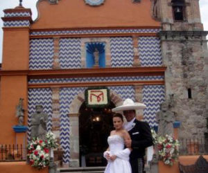 Nieposkromiona miłość (Amor bravio). Ślub Camili (Silvia Navarro) i Daniela (Cristian de la Fuente)