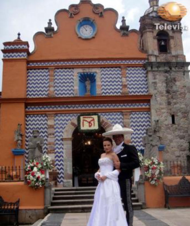 Nieposkromiona miłość (Amor bravio). Ślub Camili (Silvia Navarro) i Daniela (Cristian de la Fuente)