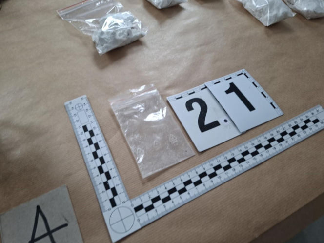 Kolejne uderzenie w zorganizowaną przestępczość samochodową, 8 osób aresztowano