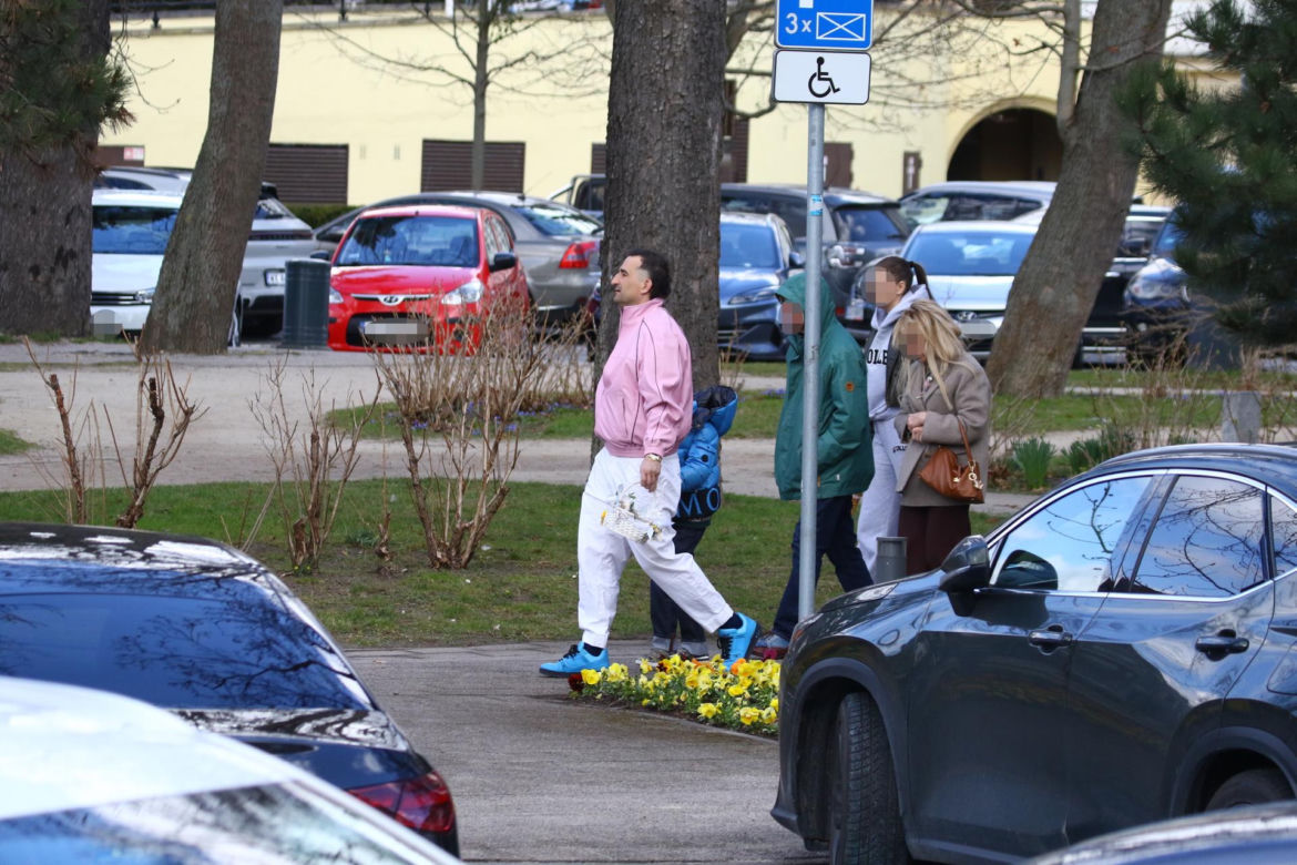Misiek Koterski spędza Wielkanoc z rodziną w Sopocie