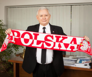 Lech Kaczyński i Jarosław Kaczyński na sportowych zdjęciach