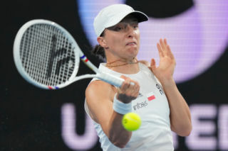 Iga Świątek - Yue Yuan Transmisja TV i STREAM ONLINE. Gdzie oglądać Australian Open?