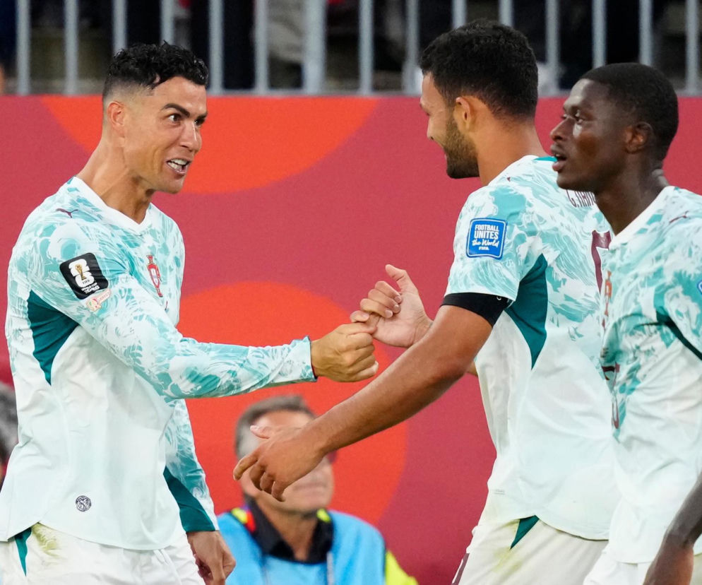 Cristiano Ronaldo i koledzy z drużyny. O terminarzu MŚ 2026 i meczu Portugalii przeczytasz na SE Supersport.