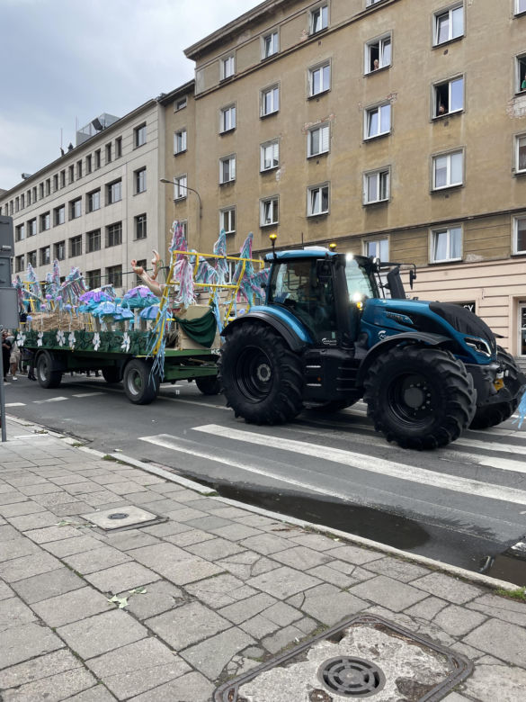 Studenci przejęli Poznań. Zobaczcie jak wyglądał Pochód Juwenaliowy 2024!