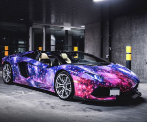Lamborghini Aventador w galaktycznym lakierze