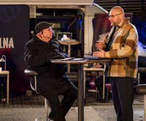 Sprawiedliwi - Wydział Kryminalny, odcinek 1000: Anonimowy telefon podważa winę skazanego na dożywocie mordercy. Policja dokonuje makabrycznego odkrycia