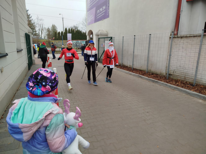 7. Charytatywny Bieg Mikołajkowy z Dwójką w Siedlcach 2025