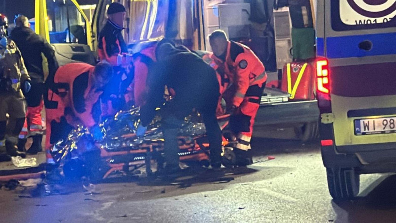 Karambol w Warszawie! 5 aut rozbitych, są ranni