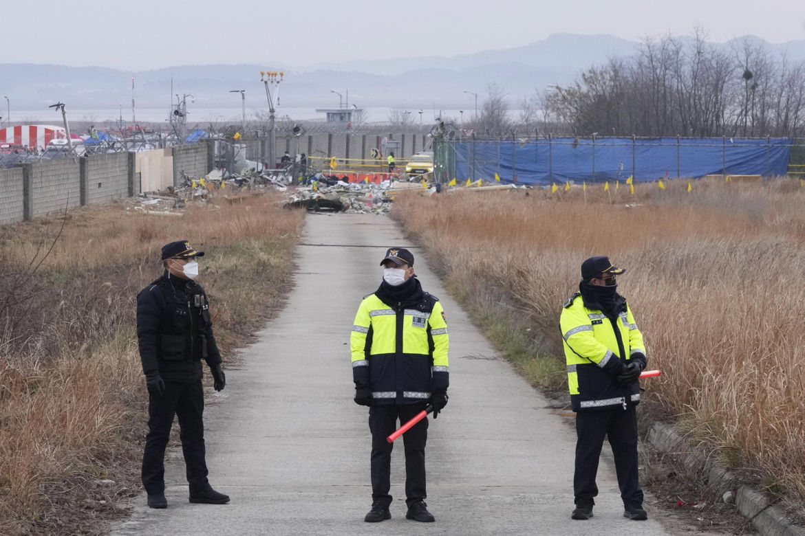 Tajemnice wokół katastrofy samolotu w Korei! Świadkowie słuszeli wybuchy