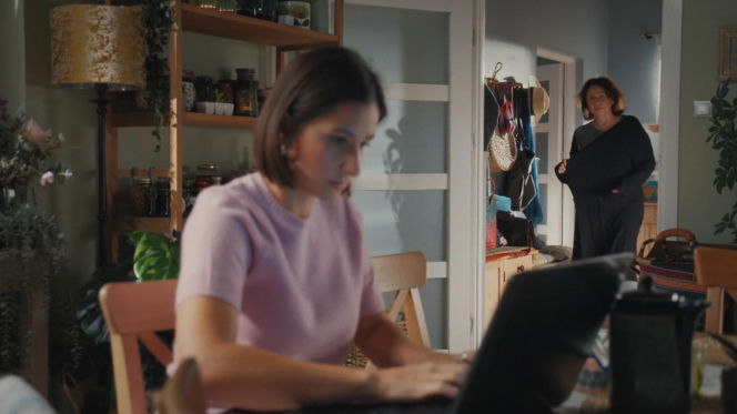 M jak miłość, odc. 1921. Agnes (Amanda Mincewicz), Marysia (Małgorzata Pieńkowska)