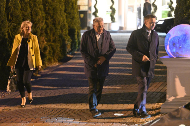 Politycy PiS jadą na wyjazdowe posiedzenie klubu
