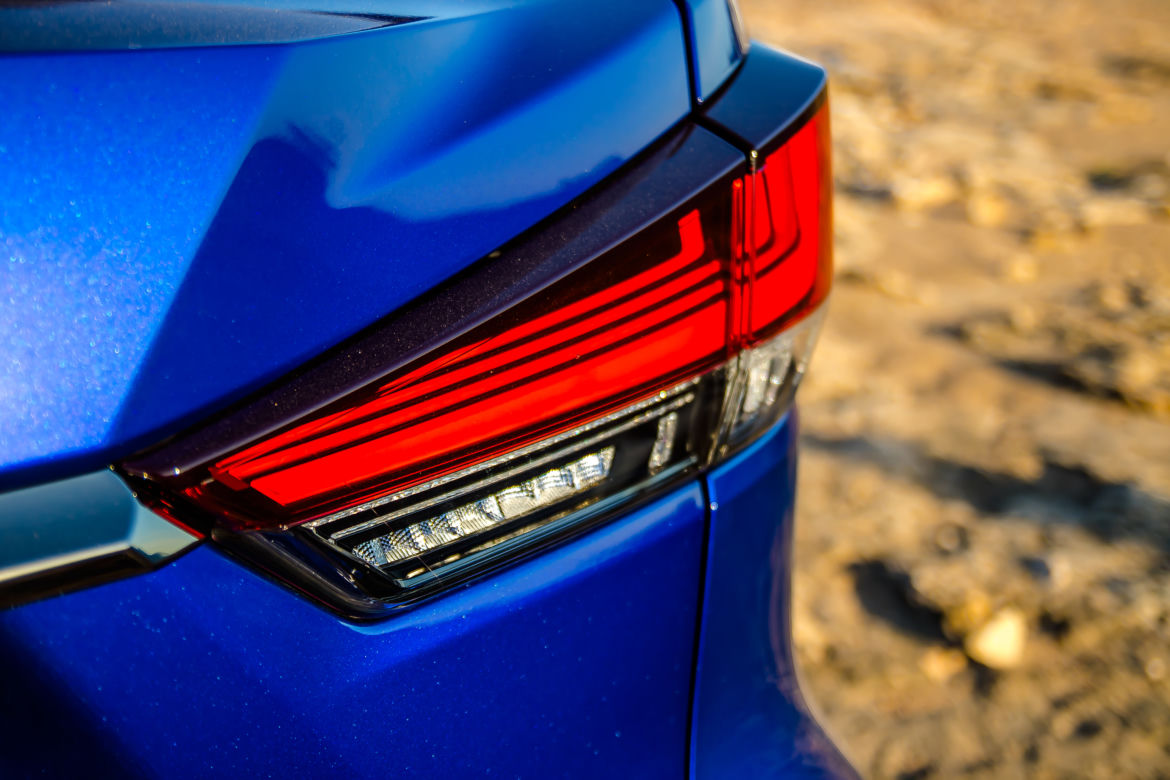 Lexus RX lifting 2020