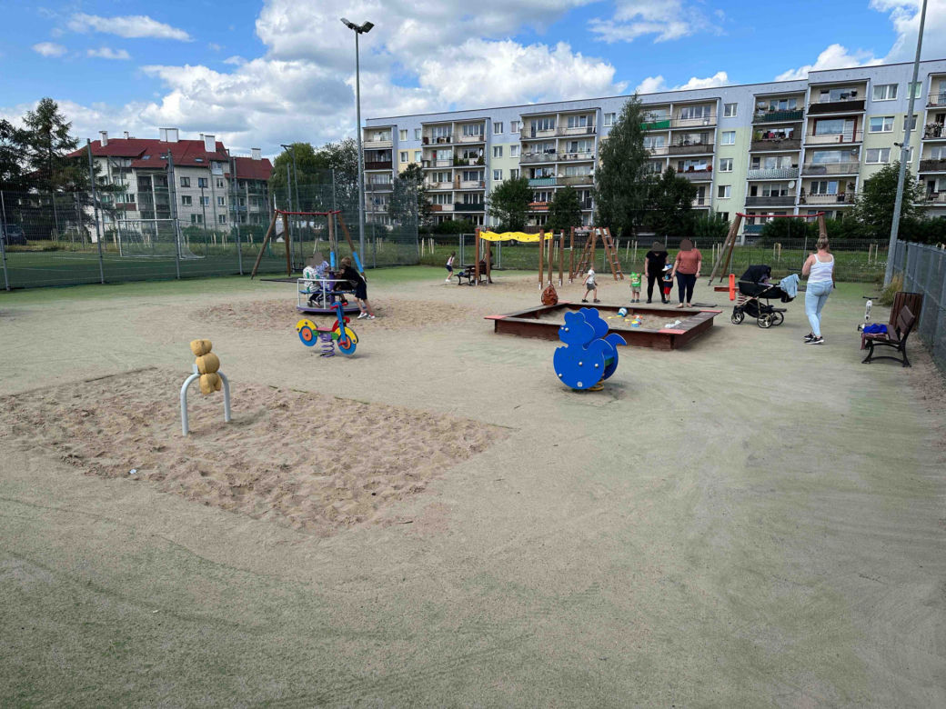 "Plac grozy" posprzątany. Mateuszek ma się gdzie bawić!"