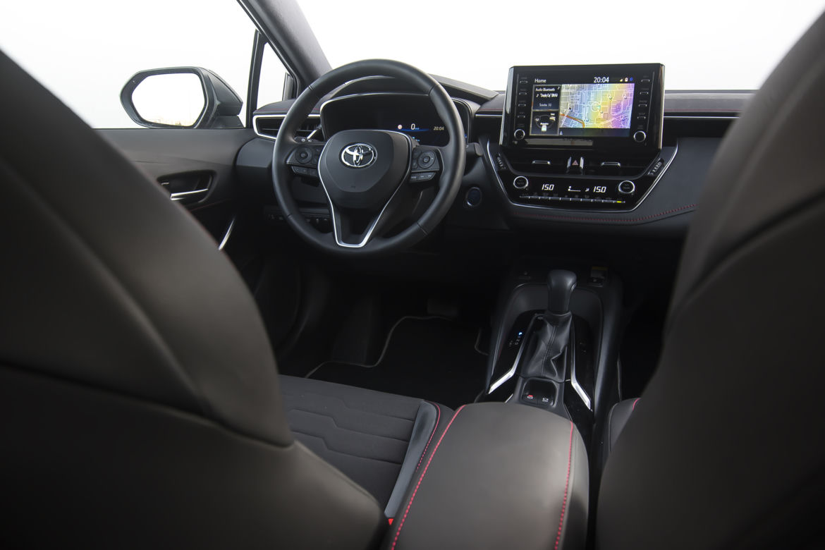 Toyota Corolla Hatchback 2.0 Hybrid 180 KM e-CVT Selection