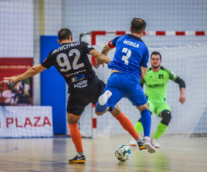 FC Toruń - P.A. Nova Gliwice 2:4 - zdjęcia z Uniwersyteckiego Centrum Sportu