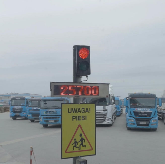 Maciej Janowski porzucił motocykl dla 10-tonowej bestii! Groziła mu praca na etacie