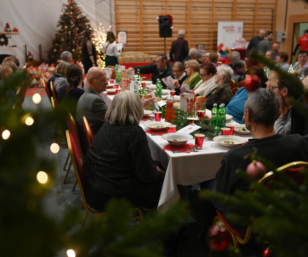 Trwa zbiórka pieniędzy na wigilię dla seniorów w Nowym Sączu