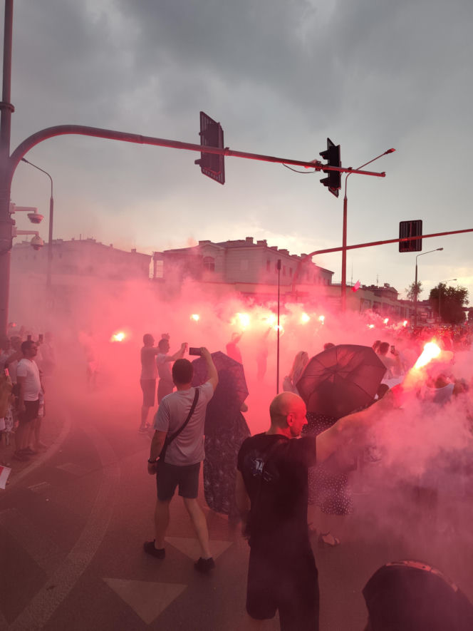 „Cześć i chwała bohaterom!”. Siedlczanie spotkali się w centrum miasta, by uczcić 82. rocznicę wybuchu Powstania Warszawskiego