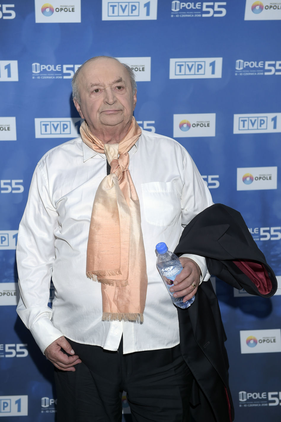 Bohdan Łazuka boi się chodzić do kościoła