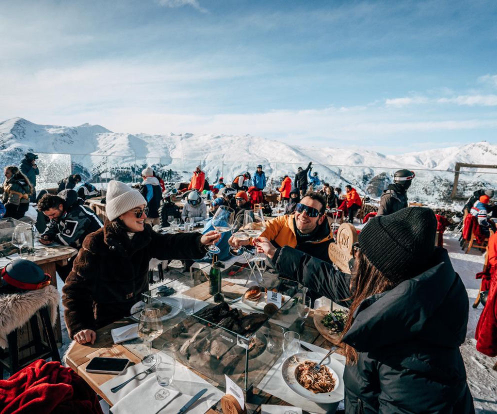 Pożegnanie zimy i skipass gratis! Dlaczego wiosna to idealny czas na narty i snowboard Livigno?