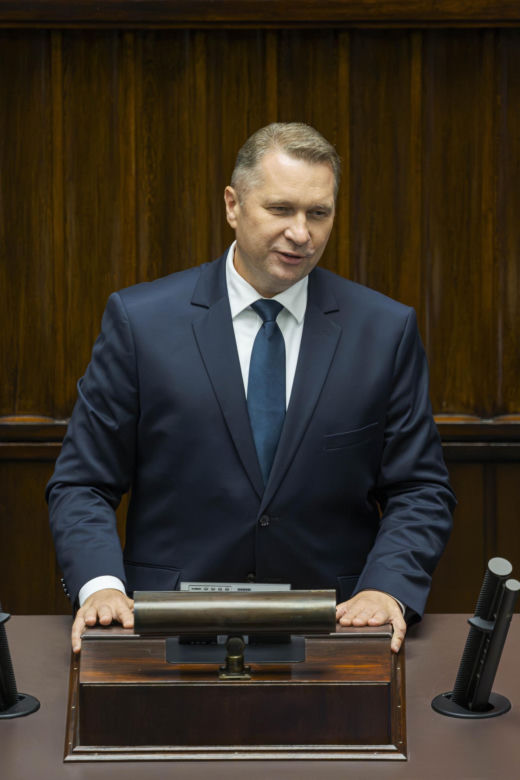 Powakacyjna rewia mody w Sejmie