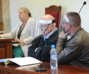 Zastrzelił żubra, bo pomylił go z dzikiem. Były leśniczy czeka na wyrok