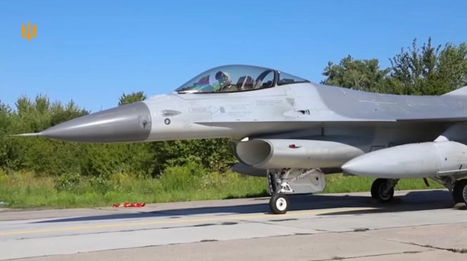Ukraińskie F-16 na froncie. Taktyka z Zachodu nie wystarczyła, piloci stworzyli własną