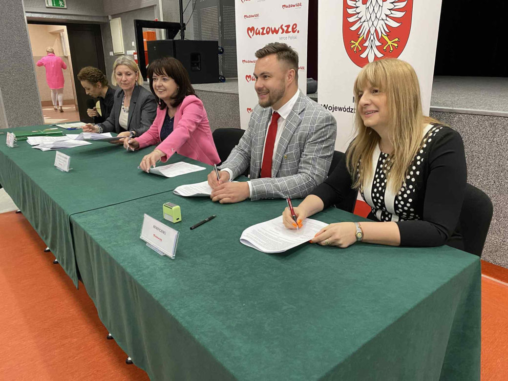 Kilkadziesiąt nowych inwestycji w powiecie siedleckim z dofinansowaniem Mazowsza
