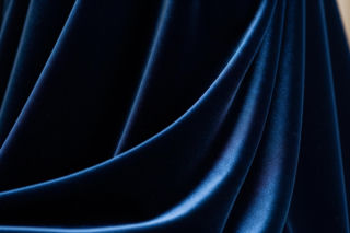 Welurowa suknia Marty Nawrockiej. Co stylistka oceniła jako 'strzał w dziesiątkę'?