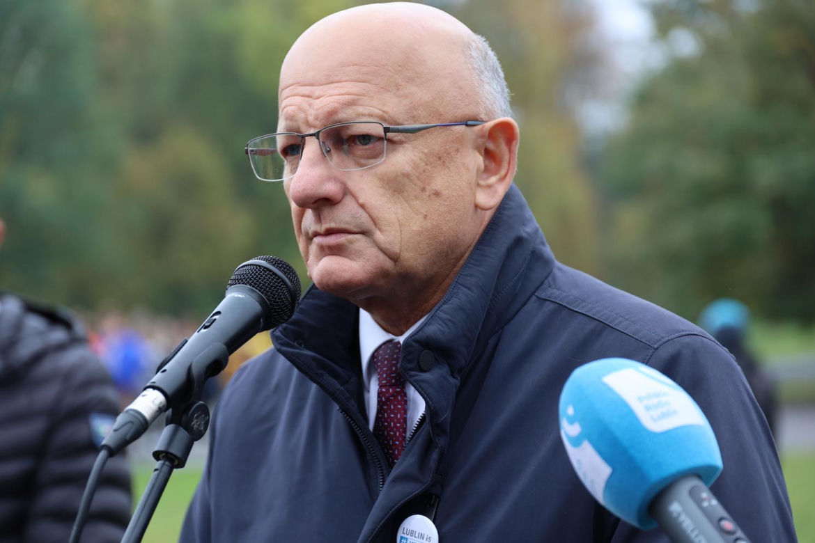 Uroczyste odsłonięcie tablicy al. Europejskiej Stolicy Młodzieży Lublin 2023 i zakopanie kapsuły czasu w Parku Ludowym