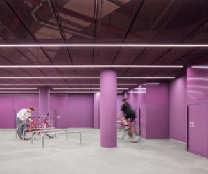 Parking rowerowy pod Placem Poczdamskim w Berlinie