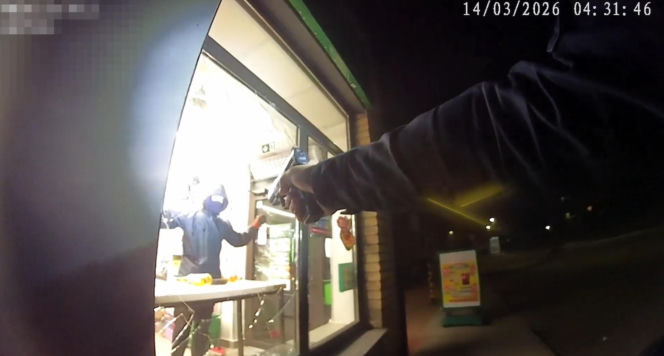 Włamywacz z Torunia zatrzymany na gorącym uczynku. Policja pokazała szczegóły akcji