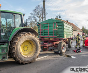 Motocyklista zderzył się z ciągnikiem rolniczym