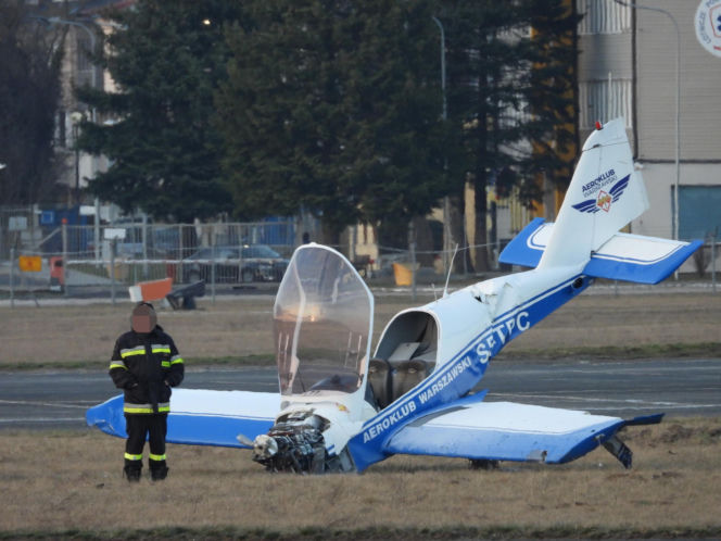 Samolot zarył w ziemię! Niebezpieczny incydent na warszawskim lotnisku
