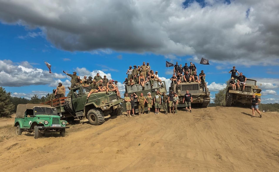 Rozpoczyna się największy w Polsce zlot pojazdów militarnych