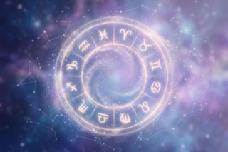 Horoskop na dziś, 2 maja - Kosmiczna energia wspiera Cię w uwolnieniu tego, co już nie służy