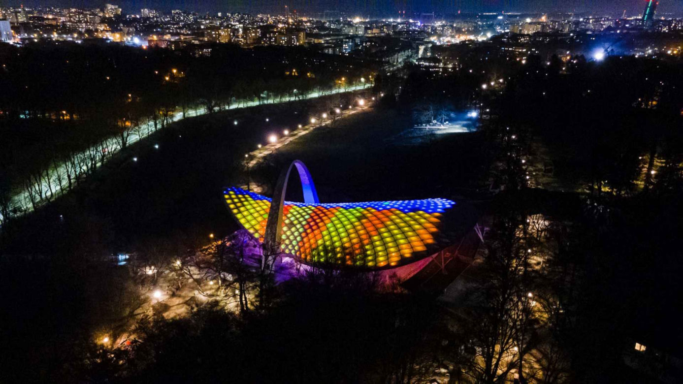 Spektakularna iluminacja Teatru Letniego w Szczecinie