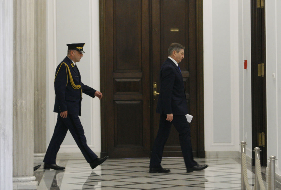 300 tys. za ubrania dla armii Kuchcińskiego