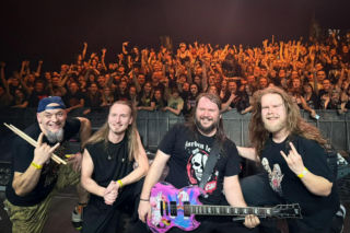 Od punk-metalowej energii po heavy-folk. Zenek Grabowski i Cronica zagrają w Piwnicy „Przepraszam”