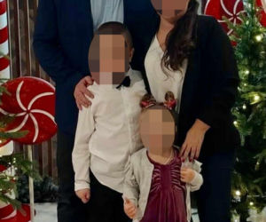 Dwa dni przed tragedią pozowali razem do zdjęcia. Dziś w mieszkaniu przy Bałtyckiej 3 nadal pracują śledczy