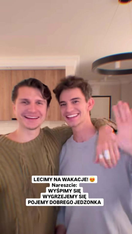 Michał Kassin z chłopakiem na egzotycznych wakacjach w Afryce. Tacy to pożyją?