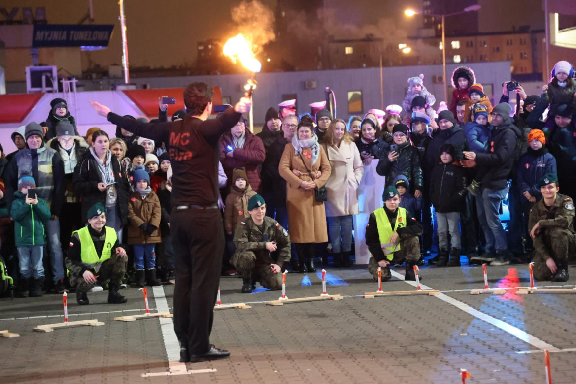 Światełko do nieba i ognisty pokaz. Tak Lublin zakończył granie dla Wielkiej Orkiestry Świątecznej Pomocy 2024!