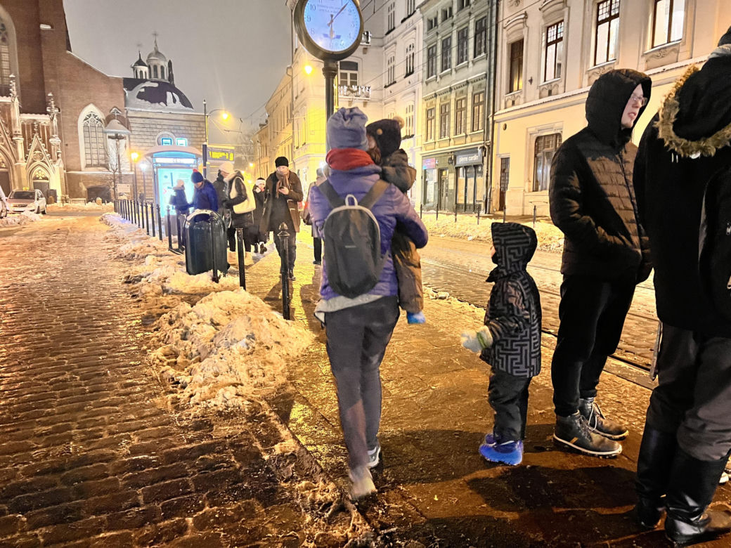 Święty Mikołaj jechał w krakowskim tramwaju 