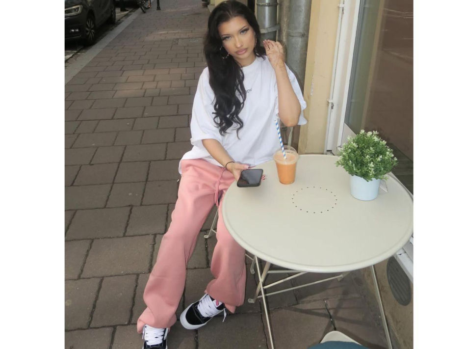 Viki Gabor