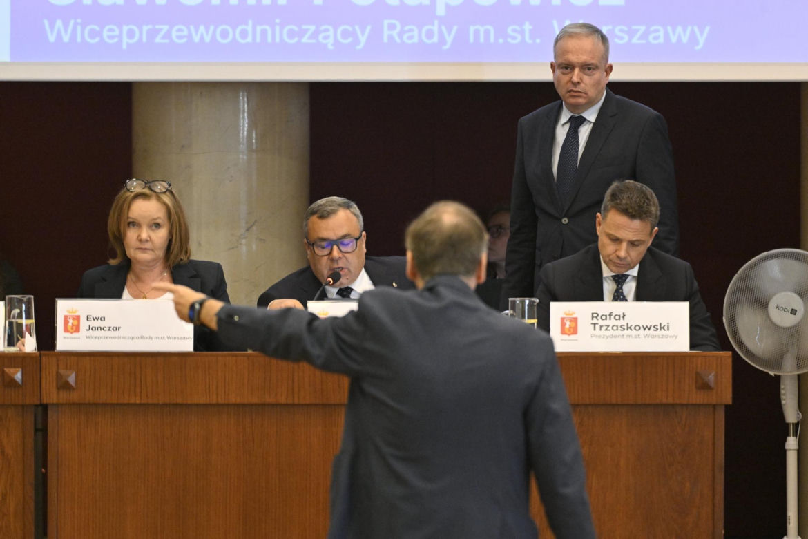 Wotum zaufania i absolutorium dla prezydenta Rafała Trzaskowskiego