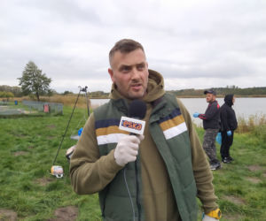 Jesienne porządki nad zalewem Muchawka w Siedlcach w 2021 roku